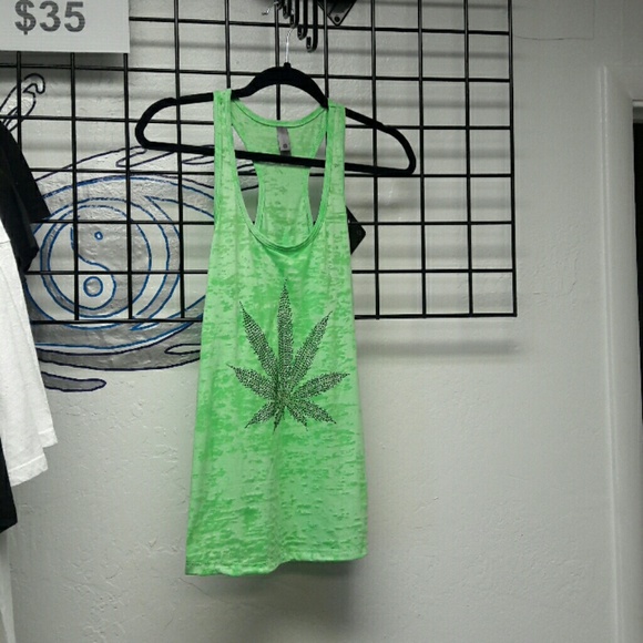 Green 420 shirt - Picture 3 of 3